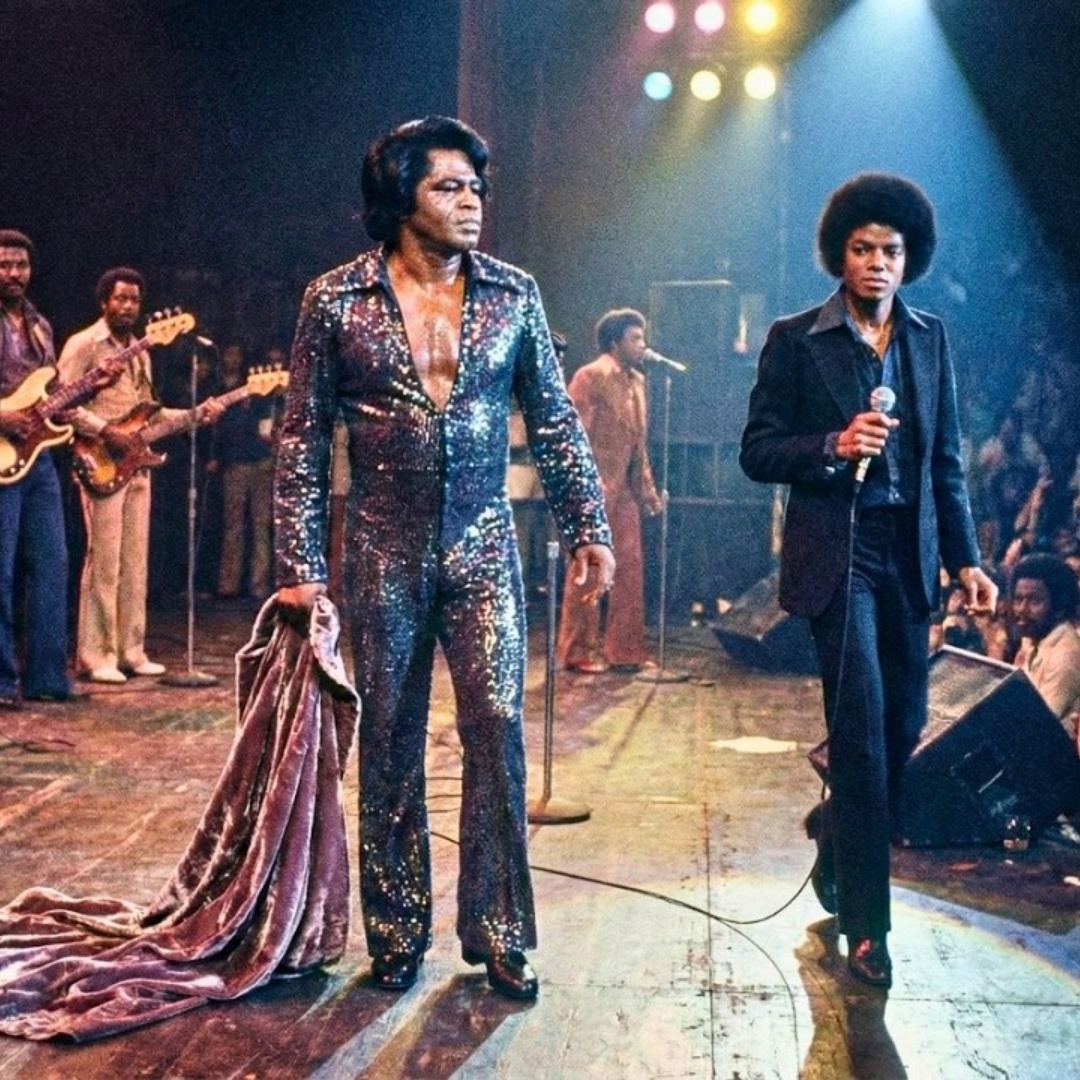 James Brown Threw HisCape and Stopped the Music–What Michael DidWhen HeTook the Mic SHOCKED theWorld