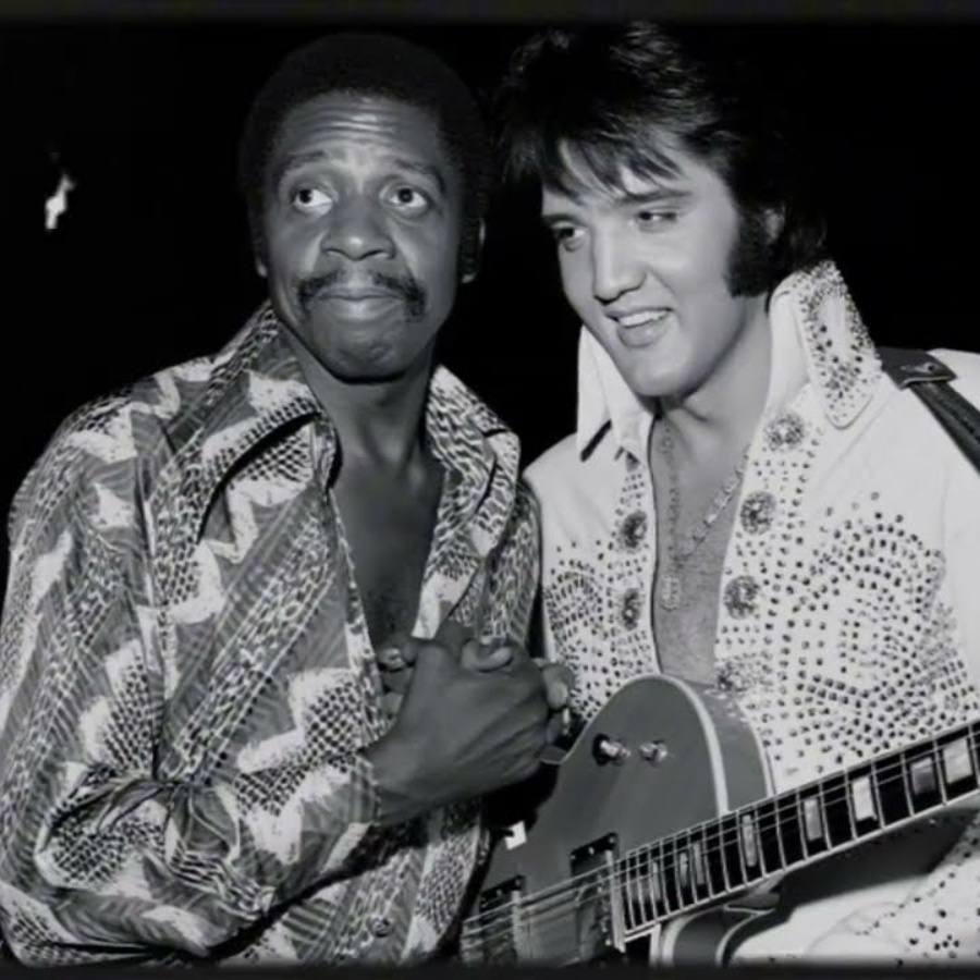 Elvis Got QUESTIONED by BB King — His Response Earned Instant Respect
