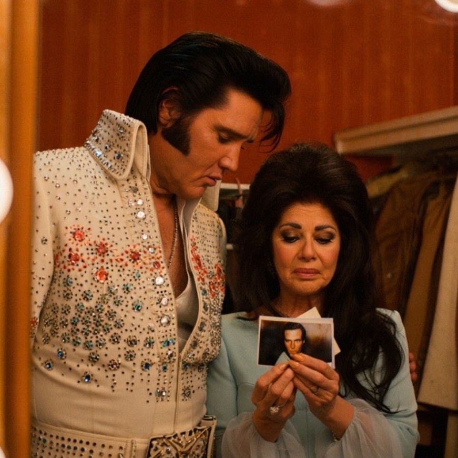 Priscilla Found a Photo in Elvis’s Wallet After His Death — The Truth Shattered Her