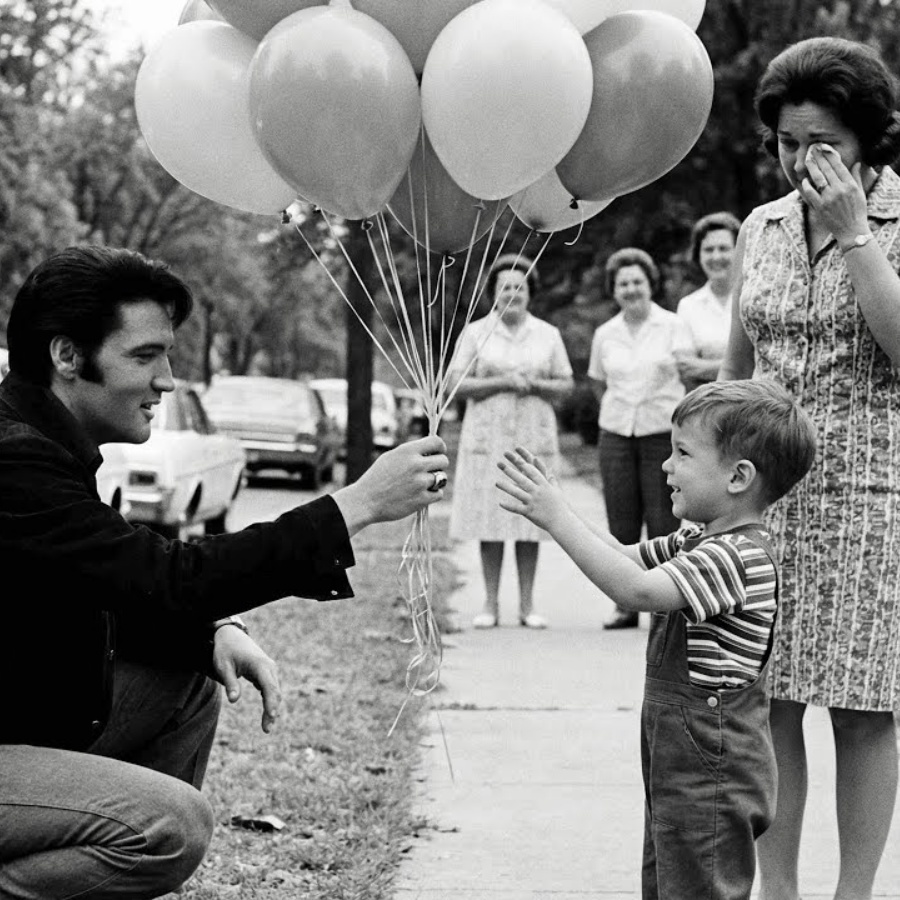 Elvis Saw a Deaf Child Wanting Something Simple — What He DID NEXT Left His Mother in TEARS..