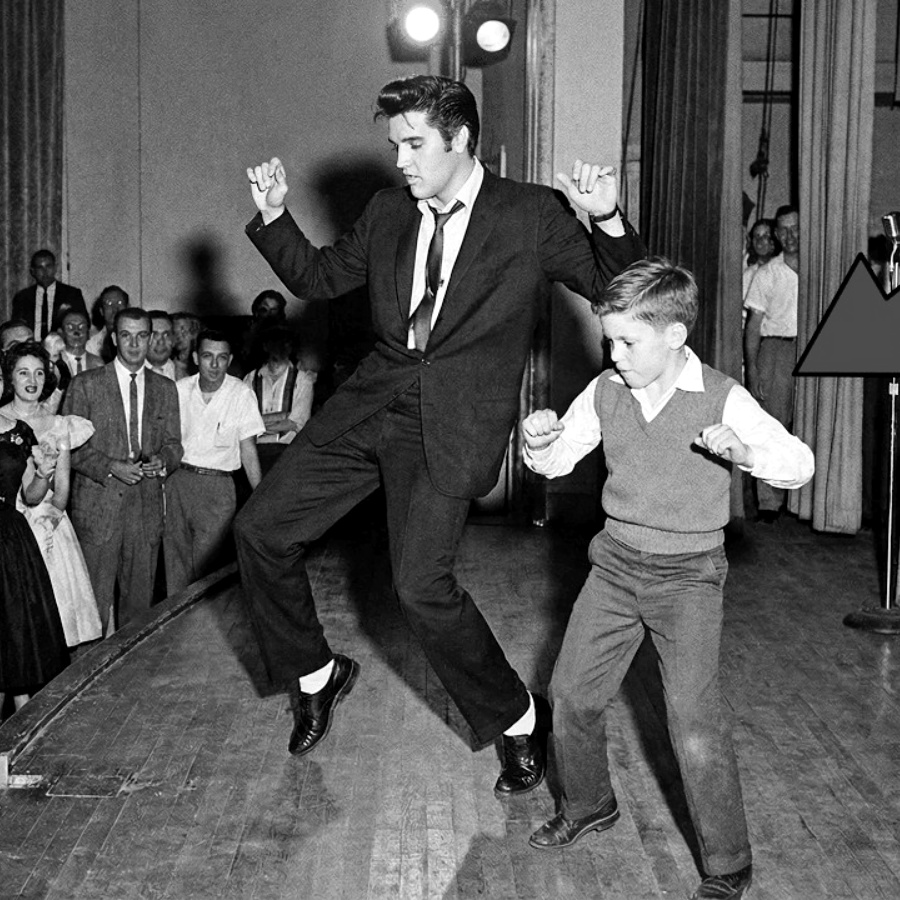 Elvis STOPPED Entire Show for One Kid — What Elvis Did Next Taught EVERYONE About Courage
